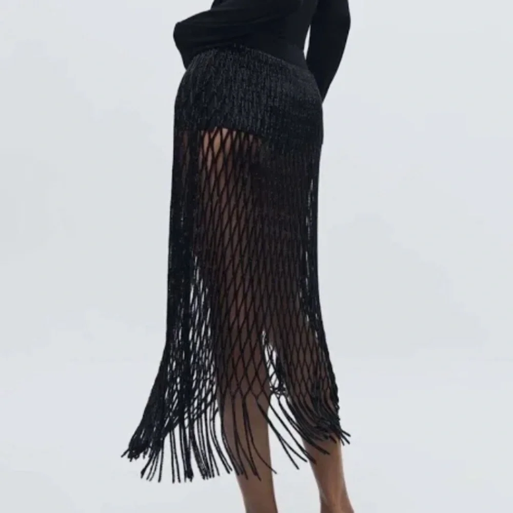 Zara beaded black skirt Limited Edition/ ZW Collection - Picture 3 of 12